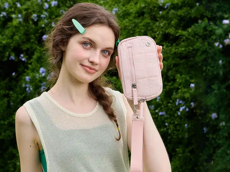 Wallets & Wristlets
